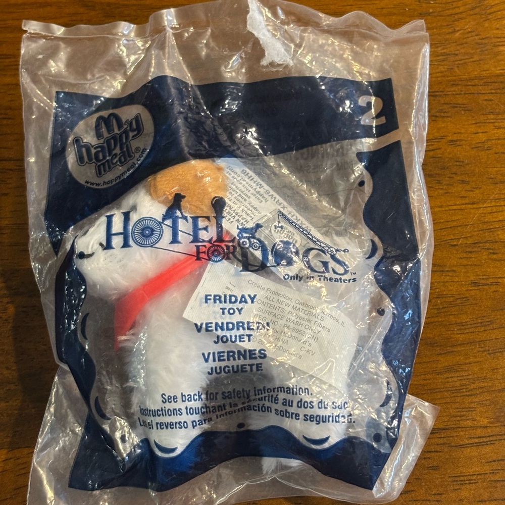 McDonald's❤️2009 Dreamworks M happy meal Toy Friday Hotel for Dogs